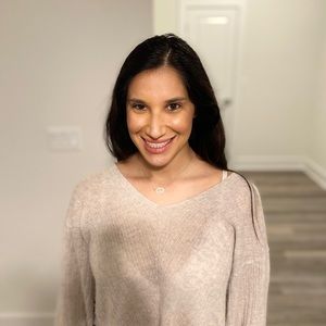 Kendra Scott druzy style necklace.